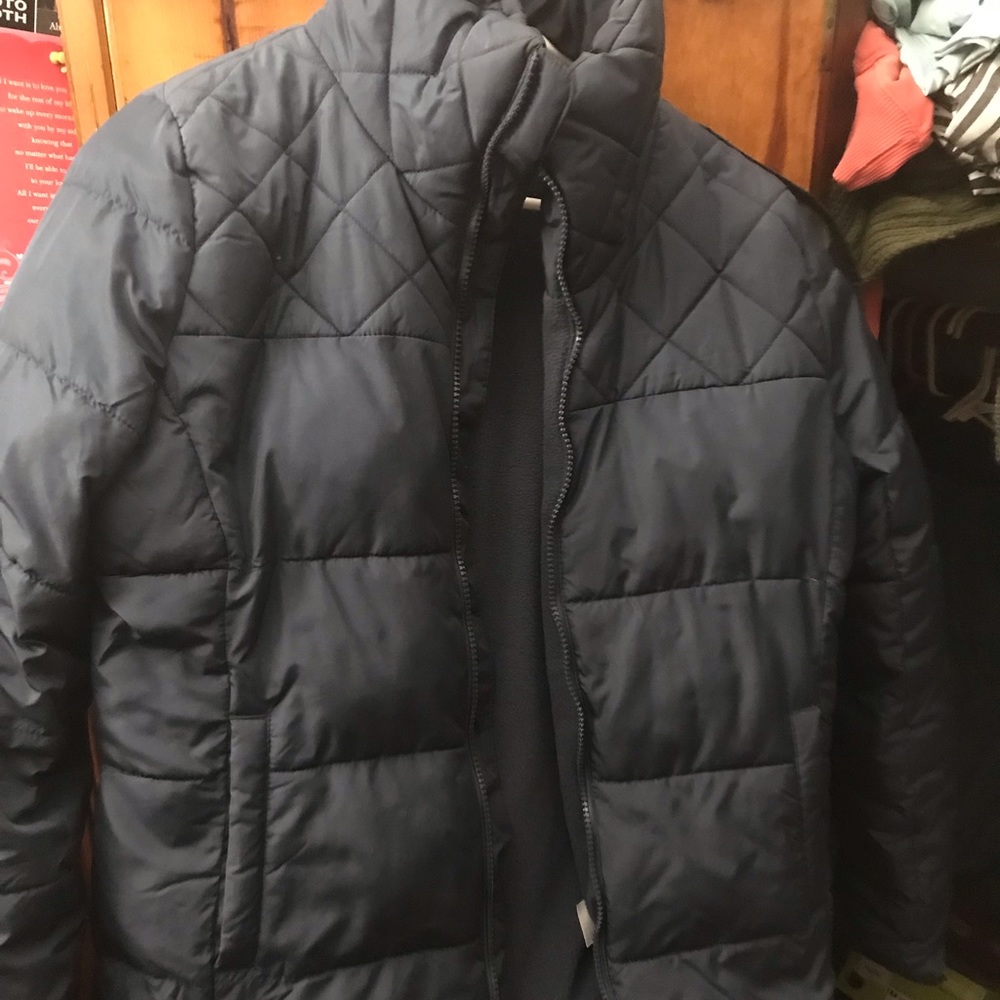 Old navy sz M puffer in navy